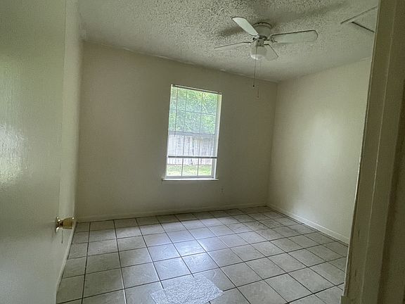 5th image of 537B S 61st Ave