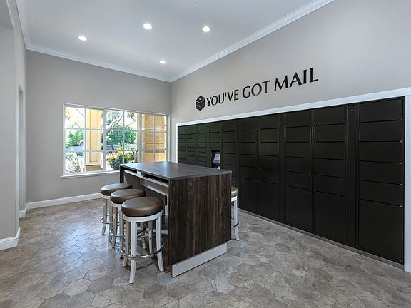 4th image of 4501 Carlyle Ct #1201