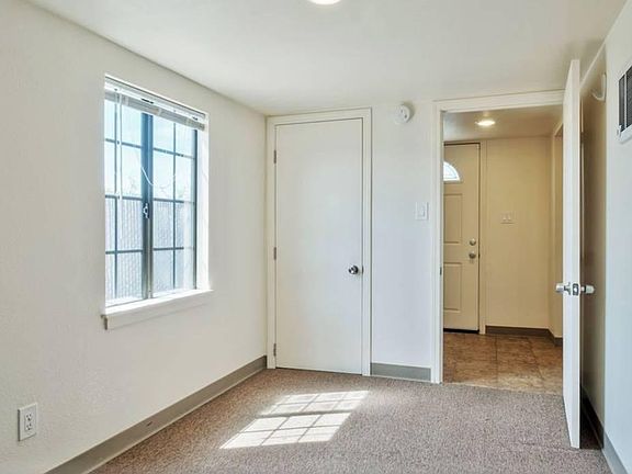 2nd image of 1089 Central Blvd