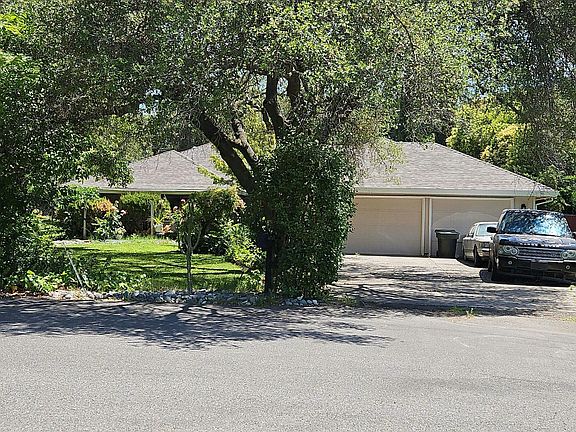 2nd image of 6136 Caliente Ct