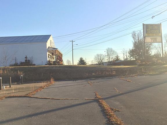 3rd image of 1601 E Jackson Blvd