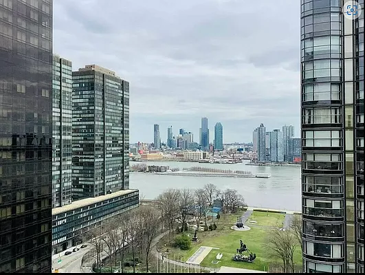 Rented by Cayenne Realty Group | media 14