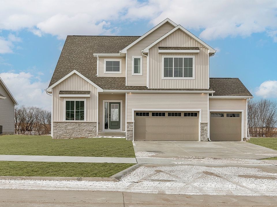 1st image of 3831 NW Reinhart Dr