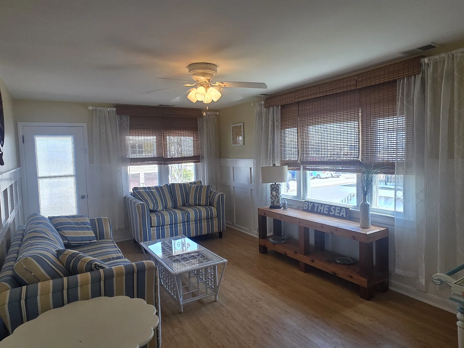 3 bed, 1.5 bath, 1000 sqft, $2,500 — Photo 4