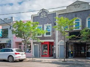 803 Dundas St W, Toronto, ON M6J1V2