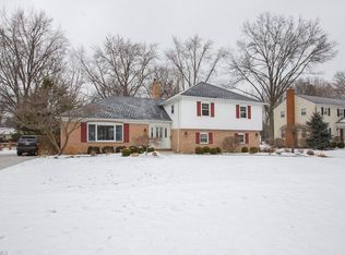 29708 Lincoln Rd, Bay Village, OH 44140