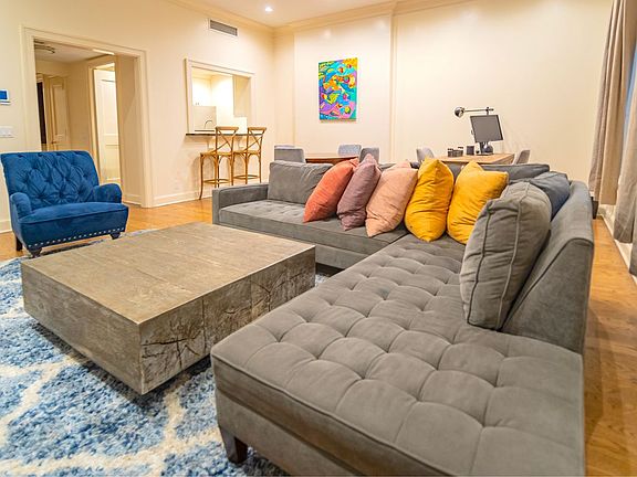 3rd image of 57 E 54th St #3