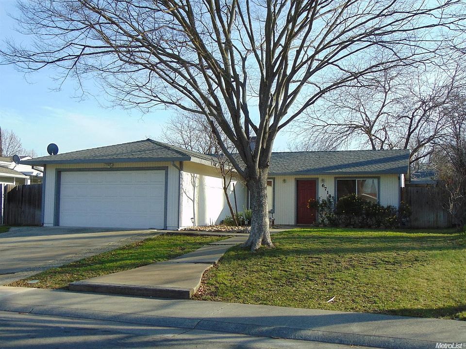 1st image of 6718 NW Speckle Way