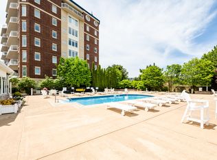 200 Lake St UNIT 4A, Saint Joseph, MI 49085