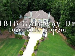 1816 Gateway Dr, Loganville, GA 30052