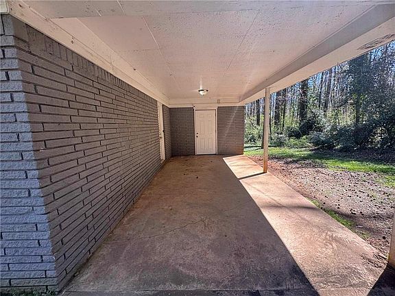 4th image of 2536 Butner Rd SW