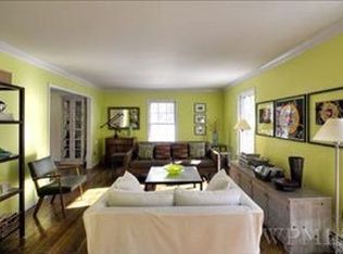 8 Granite Brook Dr, Granite Springs, NY 10527