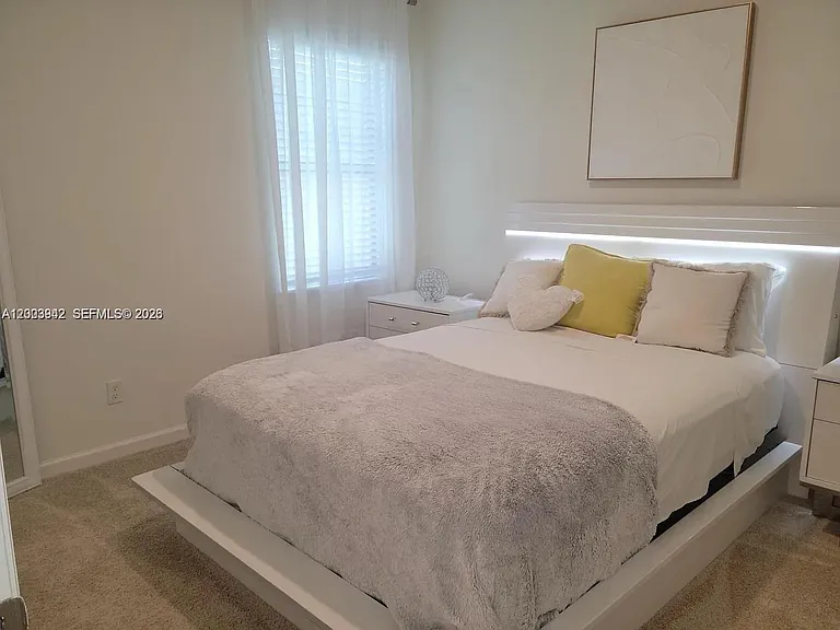 5517 Amusement Ave — Photo 3