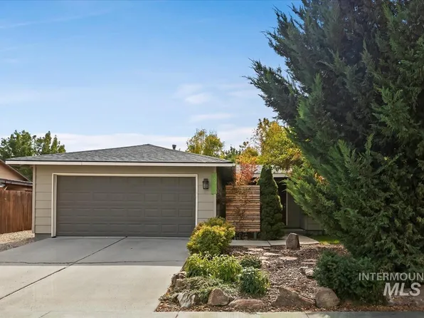 6917 Lamplighter St, Garden City, ID 83714