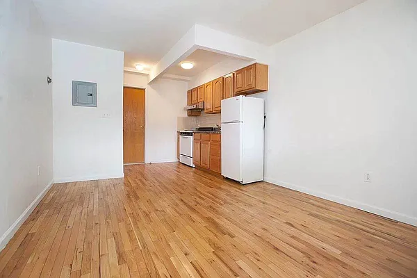 Rented by MOTION New York | media 2