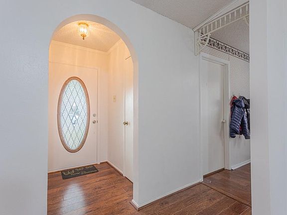 4th image of 2409 Richbrook Dr