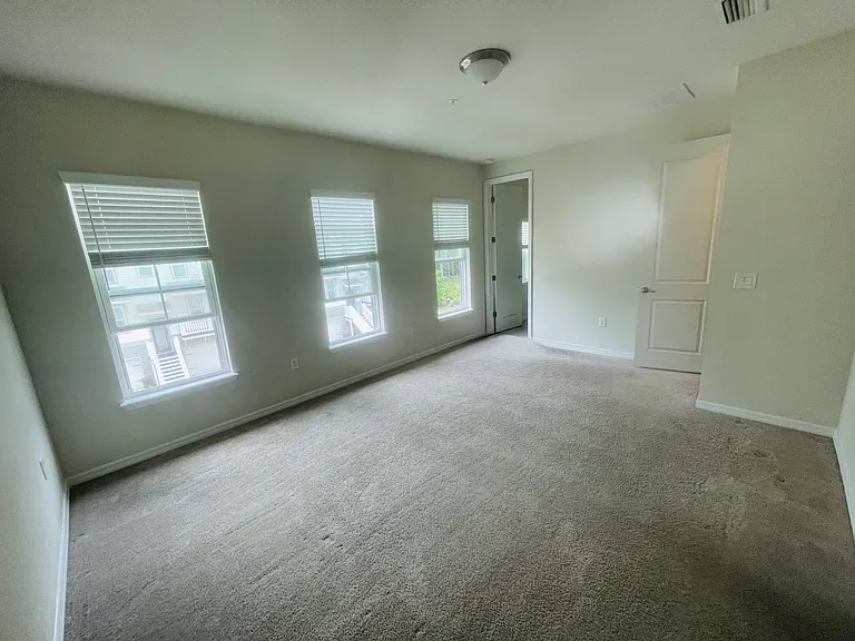 142 Spring Tide Way — Photo 11