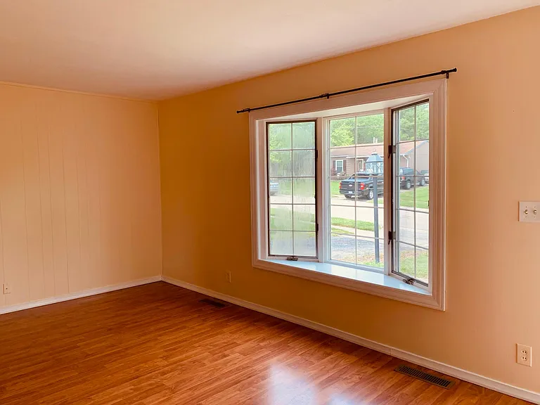 10838 Cragview Ct — Photo 7