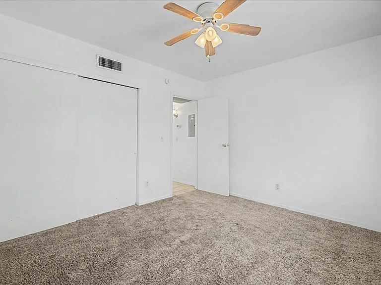 5704 & 5706 E. 24th Street — Photo 12
