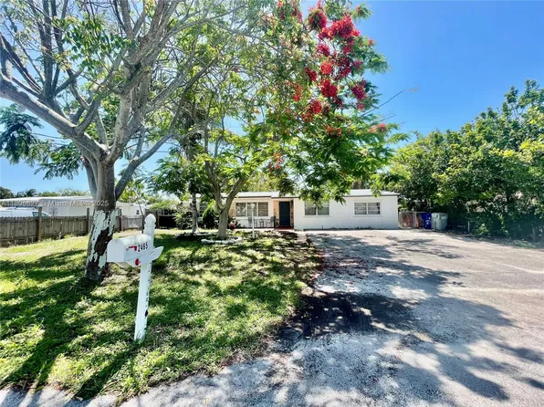 2465 NE 15th Ave, Pompano Beach, FL 33064