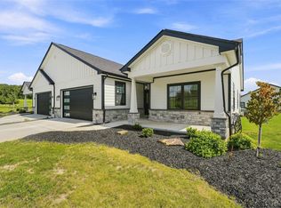 409 Raymaley Rd #105, Harrison City, PA 15636