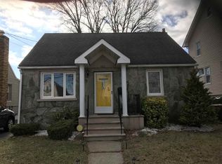 684 Ten Eyck Ave, Lyndhurst, NJ 07071