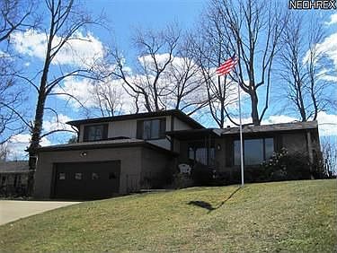 1st image of 228 Lake Front Dr