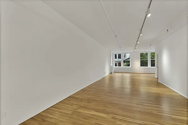 Rented by Compass | media 2