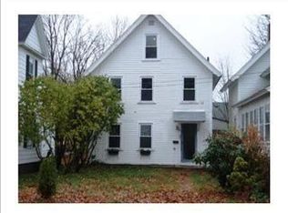 28 Payne St, Springvale, ME 04083