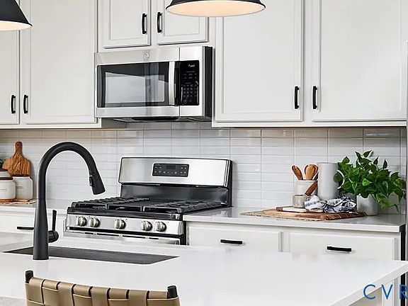 3rd image of 2241 Kennington Parkway King