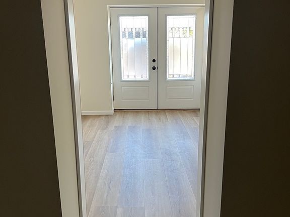 3rd image of 128 Chambersburg St #1B