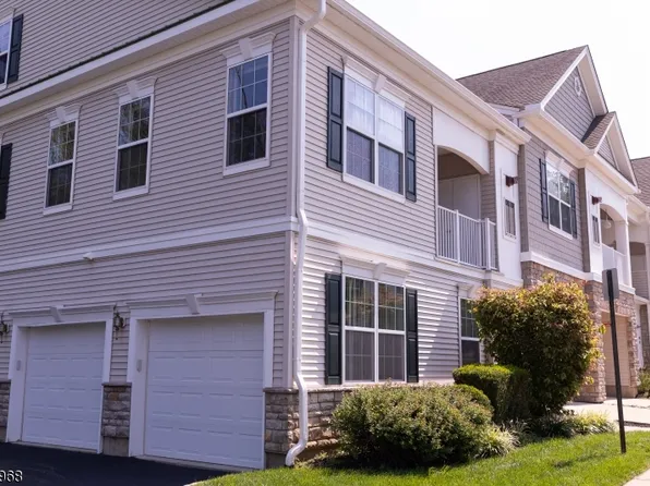 403 Papermill Dr, Hanover Twp., NJ 07981