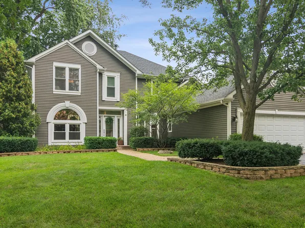 171 Southfield Dr, Vernon Hills, IL 60061