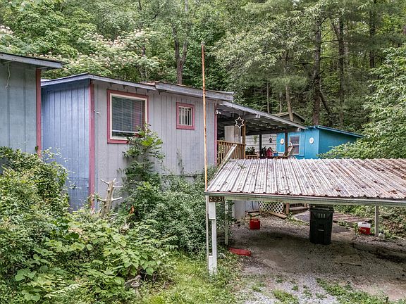 4th image of 2531 Ridge Rd