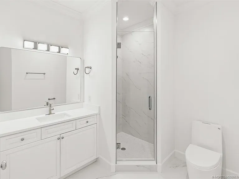 47 SW Osceola St #206 — Photo 20