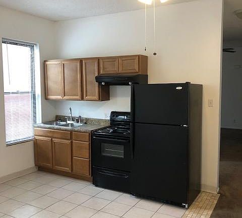 4th image of 3302 Shenandoah Ave