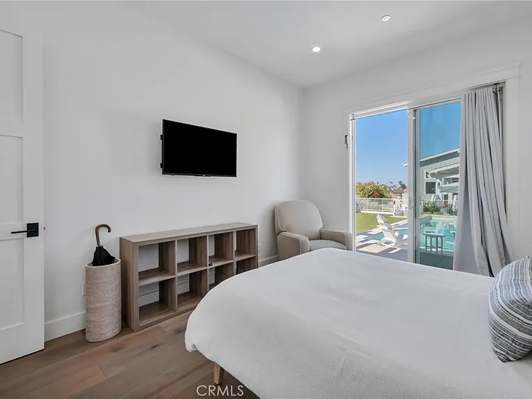 508 S Juanita Ave — Photo 45