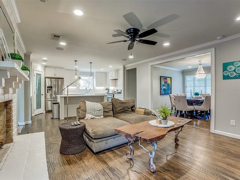 6711 Kingsbury Dr — Photo 11