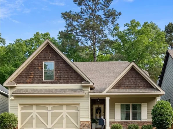 440 Lightness Dr, Auburn, AL 36832