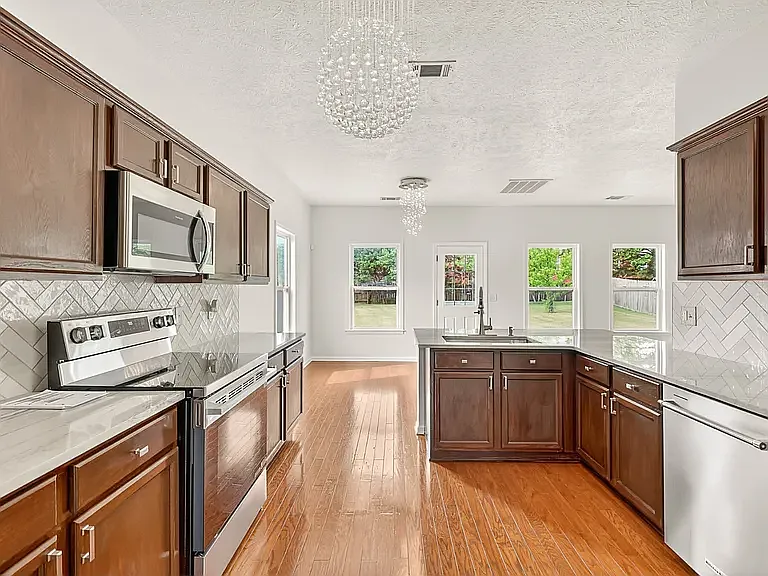 7296 Autumn Crossing Way — Photo 20