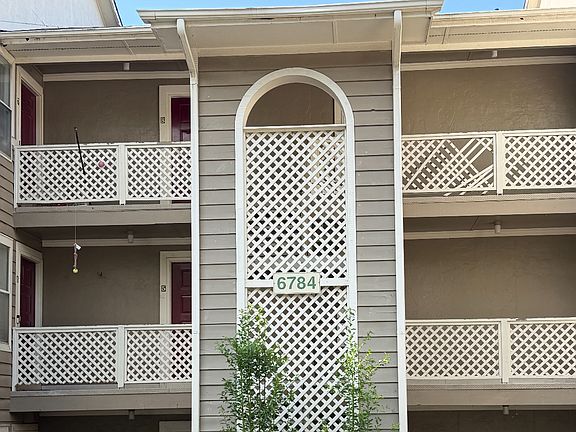 5th image of 6784 Willowbrook Dr APT 8