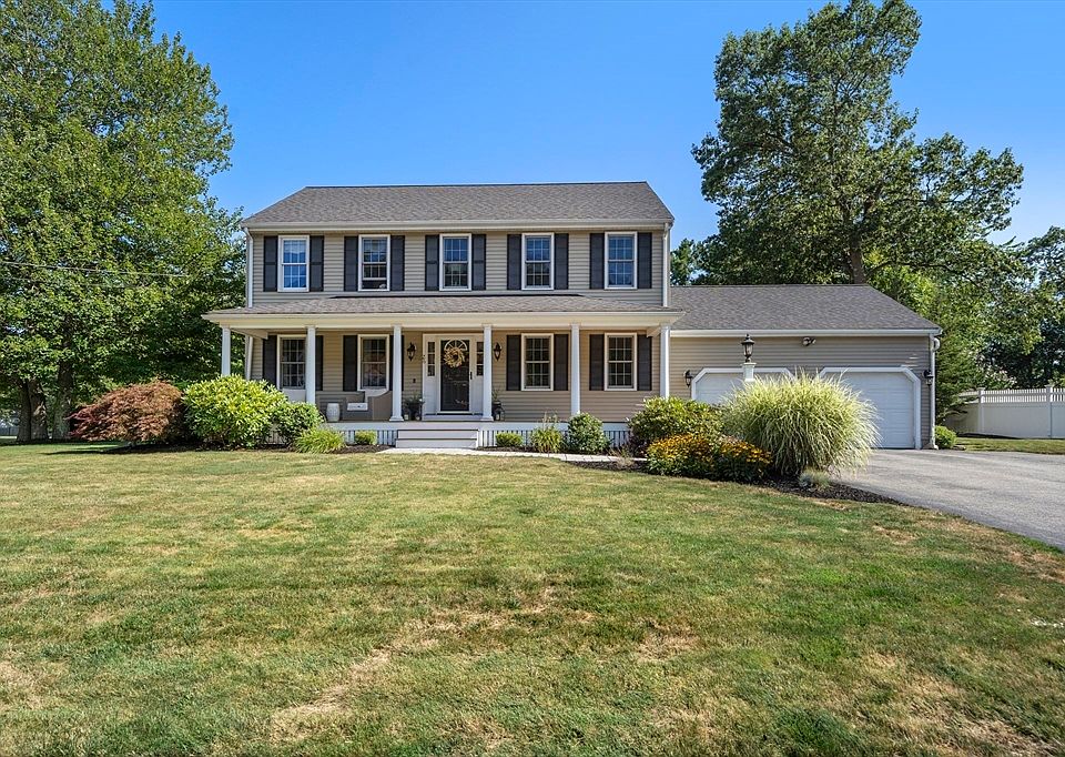 1st image of 26 Crabtree Ln