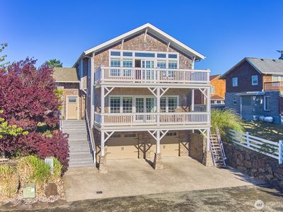 205 26th Street NW, Long Beach, WA, 98631