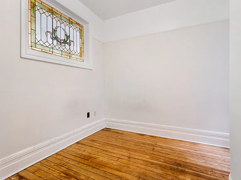 2408 Webster Ave #1N — Photo 9