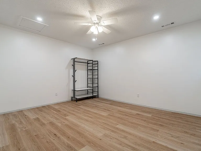 2001 Cypress Pl #A — Photo 13