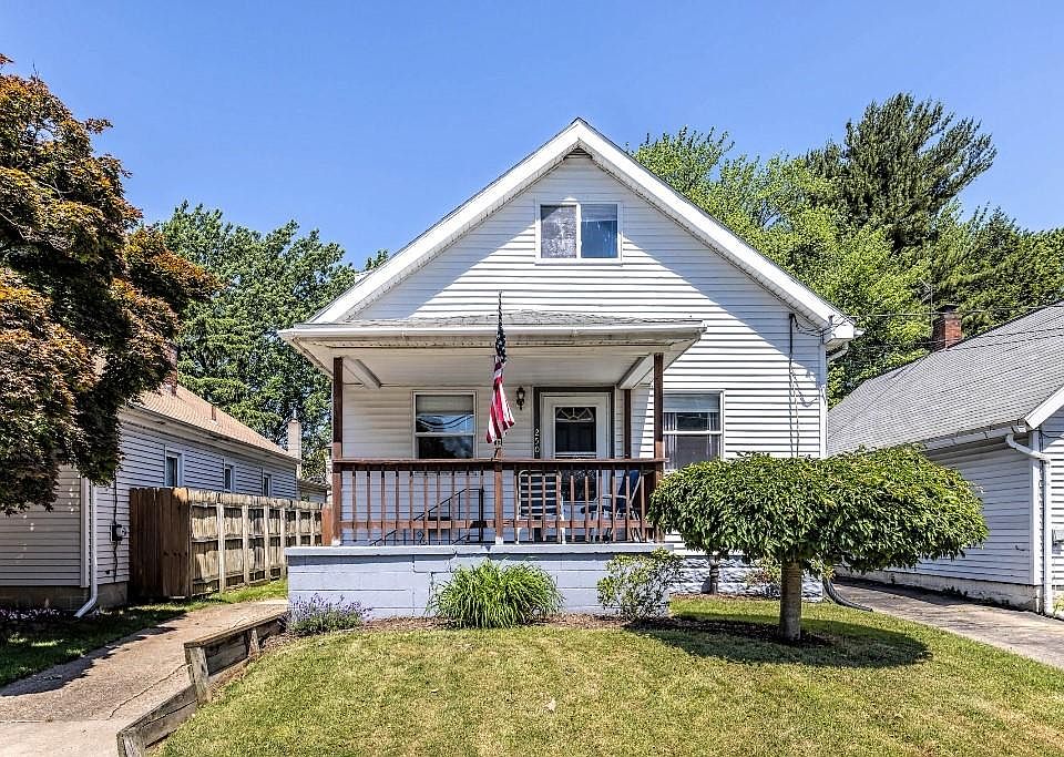 250 E 33rd St, Erie, PA 16504 Zillow