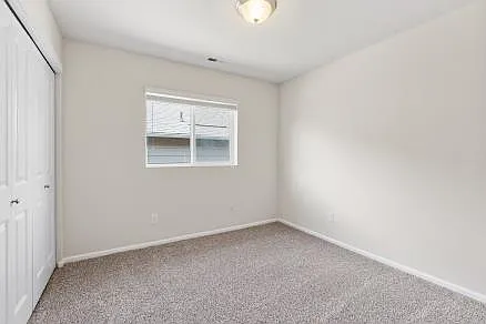 2730 Saga Ct NE — Photo 17