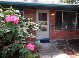 11221 NE Glisan St APT 9, Portland, OR 97220