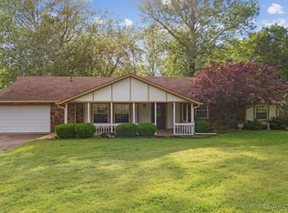 1203 N Kiowa St, Chouteau, OK 74337