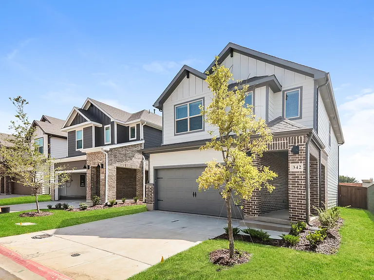 Enclave at Maxwell Creek — Photo 1